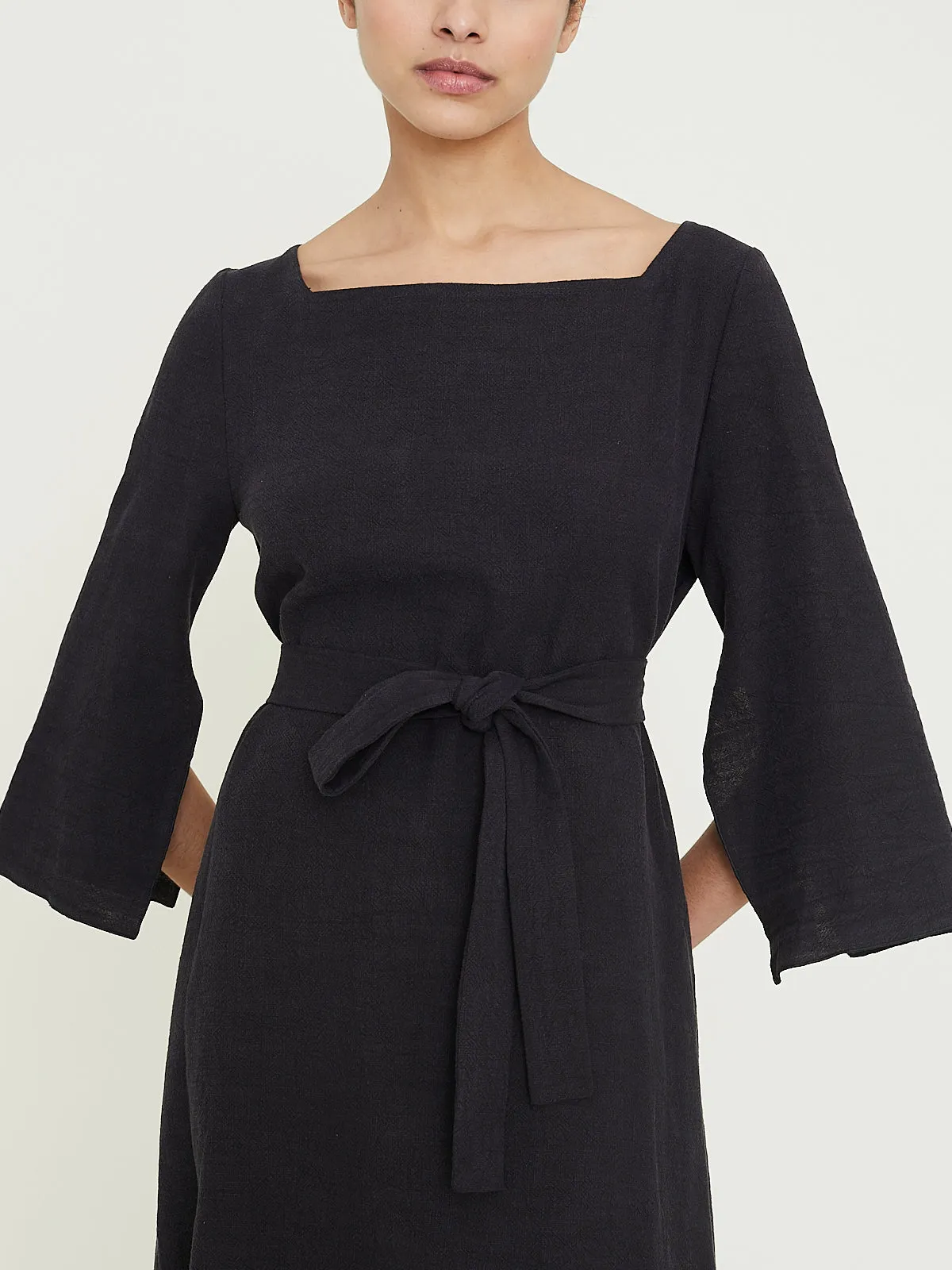 Capri Dress in Nero