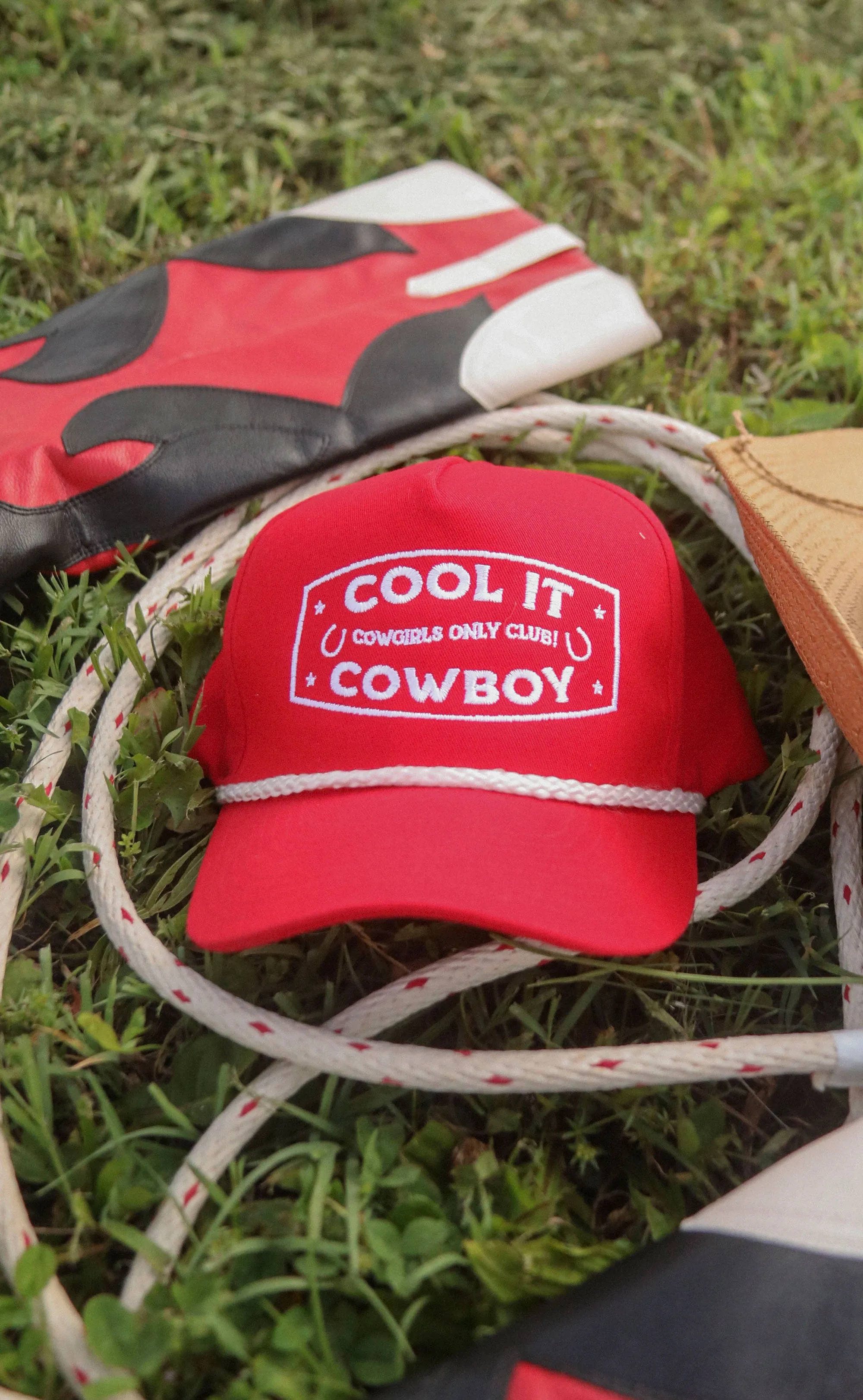 charlie southern: cool it cowboy trucker hat - red
