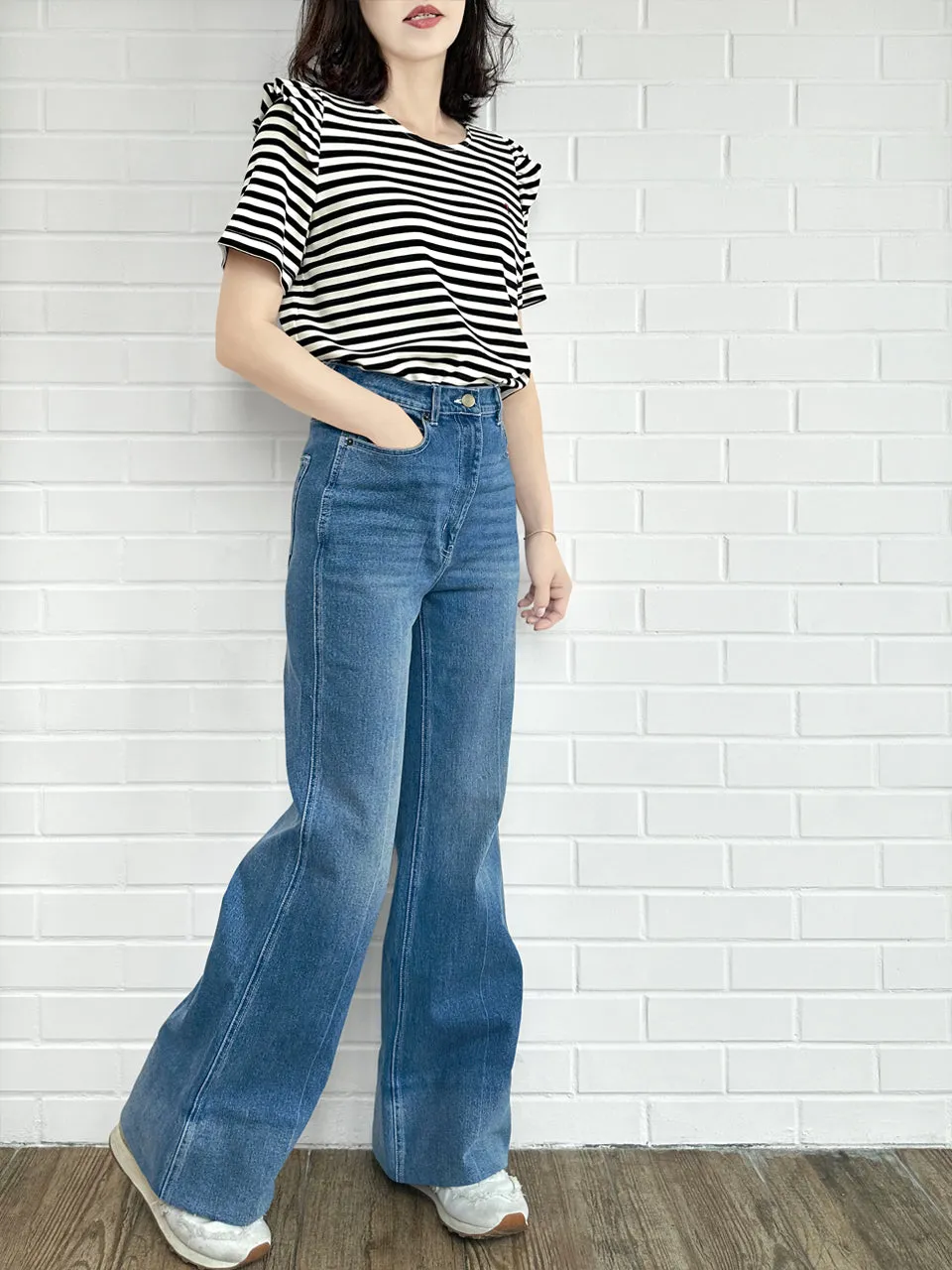 Retro Blue Mid Wash Flared Logo Embroidery Jeans