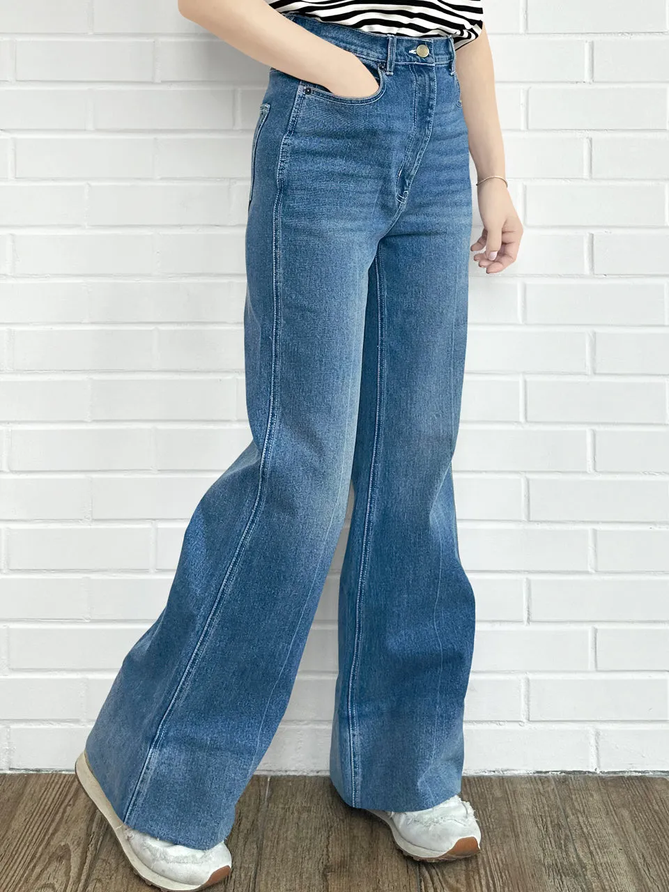 Retro Blue Mid Wash Flared Logo Embroidery Jeans