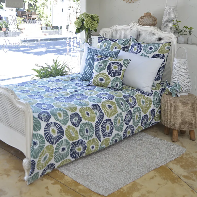 Retro Flowers Green & Blue Duvet Cover in 2 Sizes