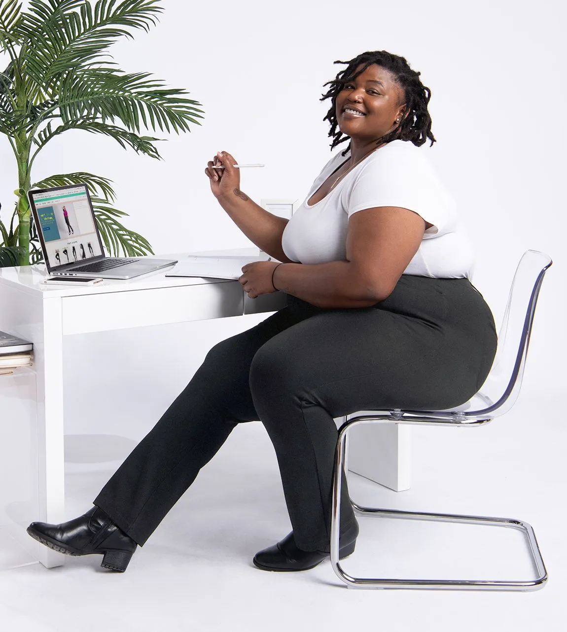Straight-Leg | 7-Pocket Dress Pant Yoga Pants (Charcoal)