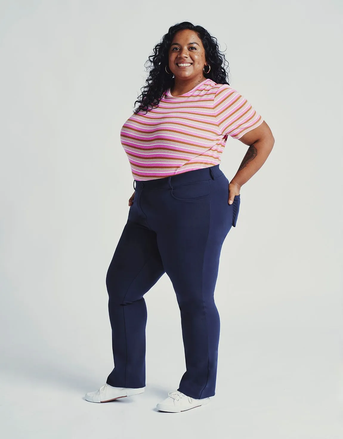 Straight-Leg | 7-Pocket Dress Pant Yoga Pants (Navy)