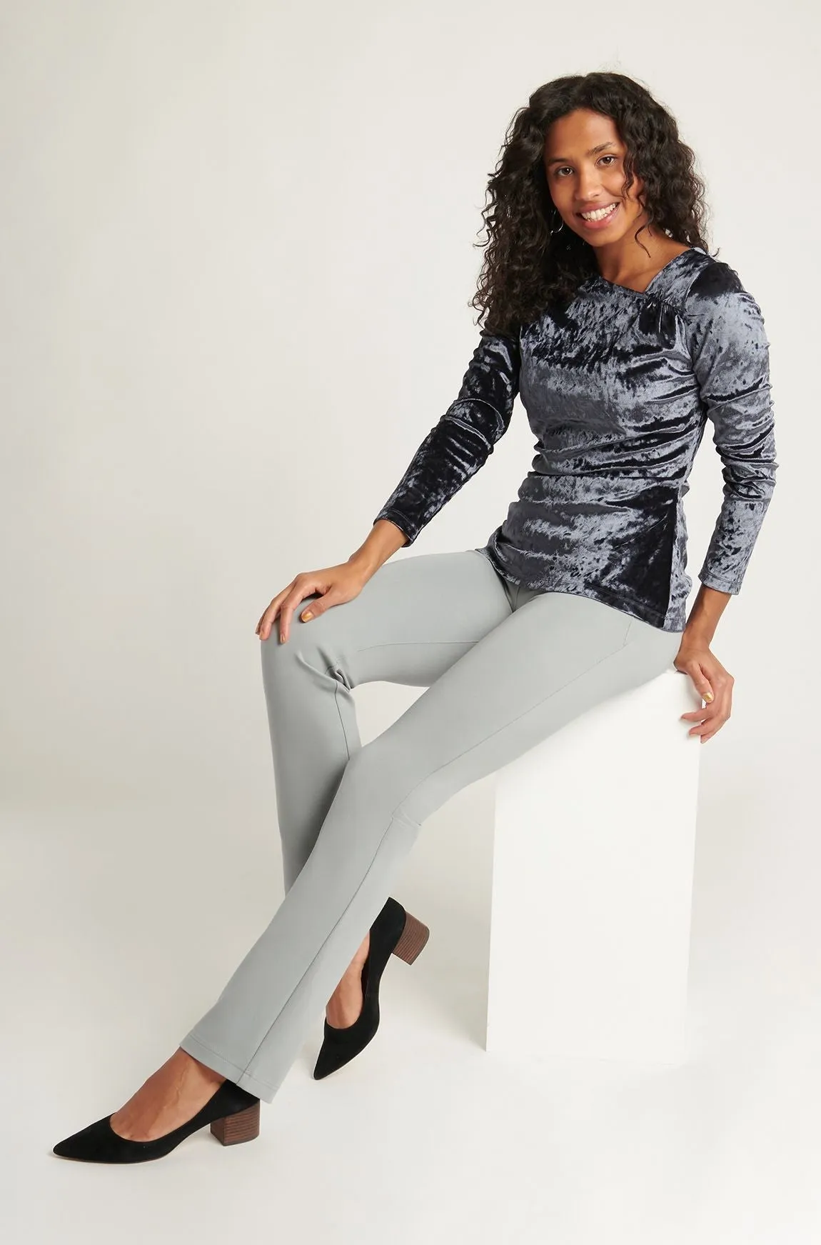 Straight-Leg | Two-Pocket Dress Pant Yoga Pants (Polar)