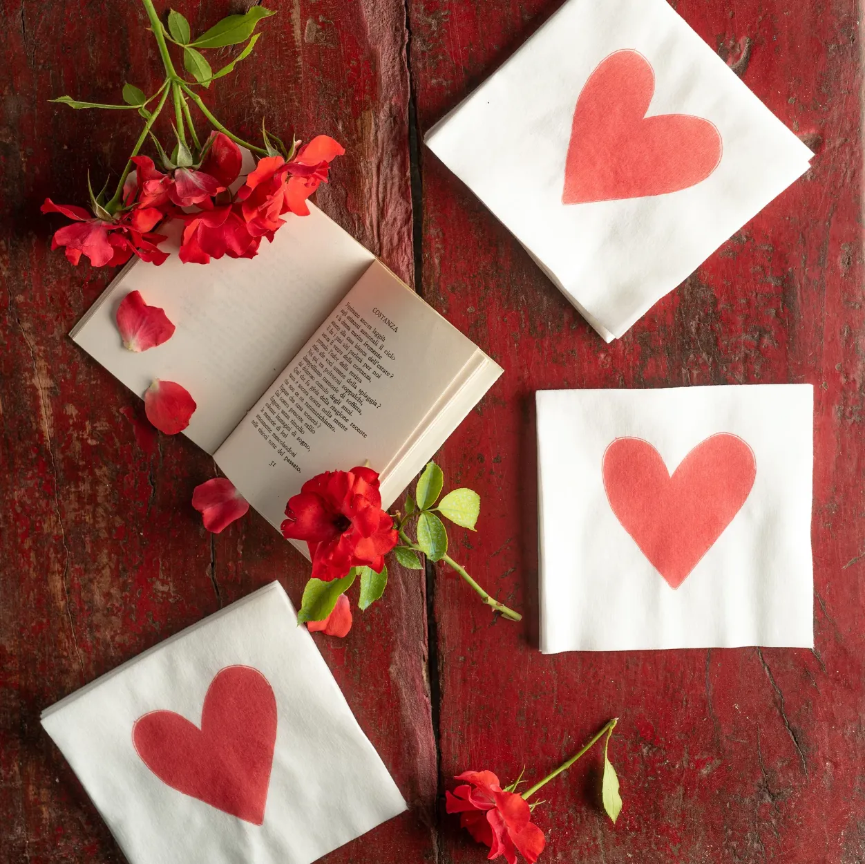 VIETRI Papersoft Cocktail Napkin, Hearts