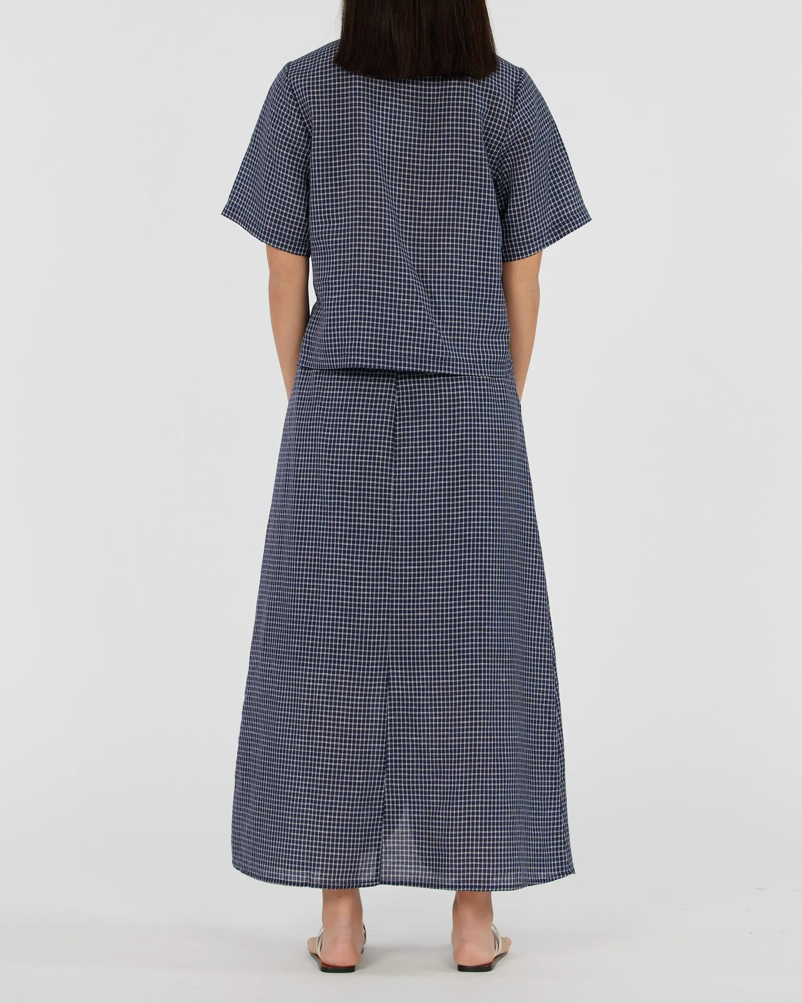 Virtuous Check Buttoned Skirt - Navy